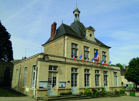 façade de la mairie de Sagy