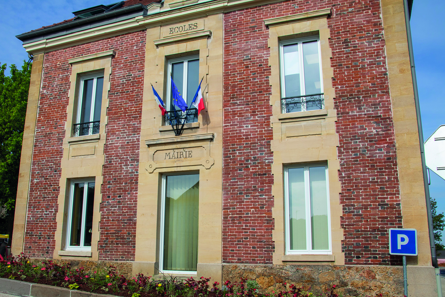façade de la mairie de Menucourt